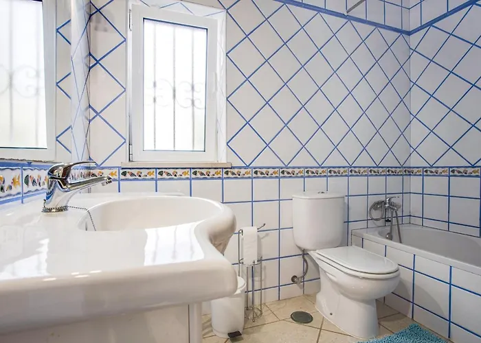 Casa Romanzeiras Villa Carvoeiro (Lagoa)